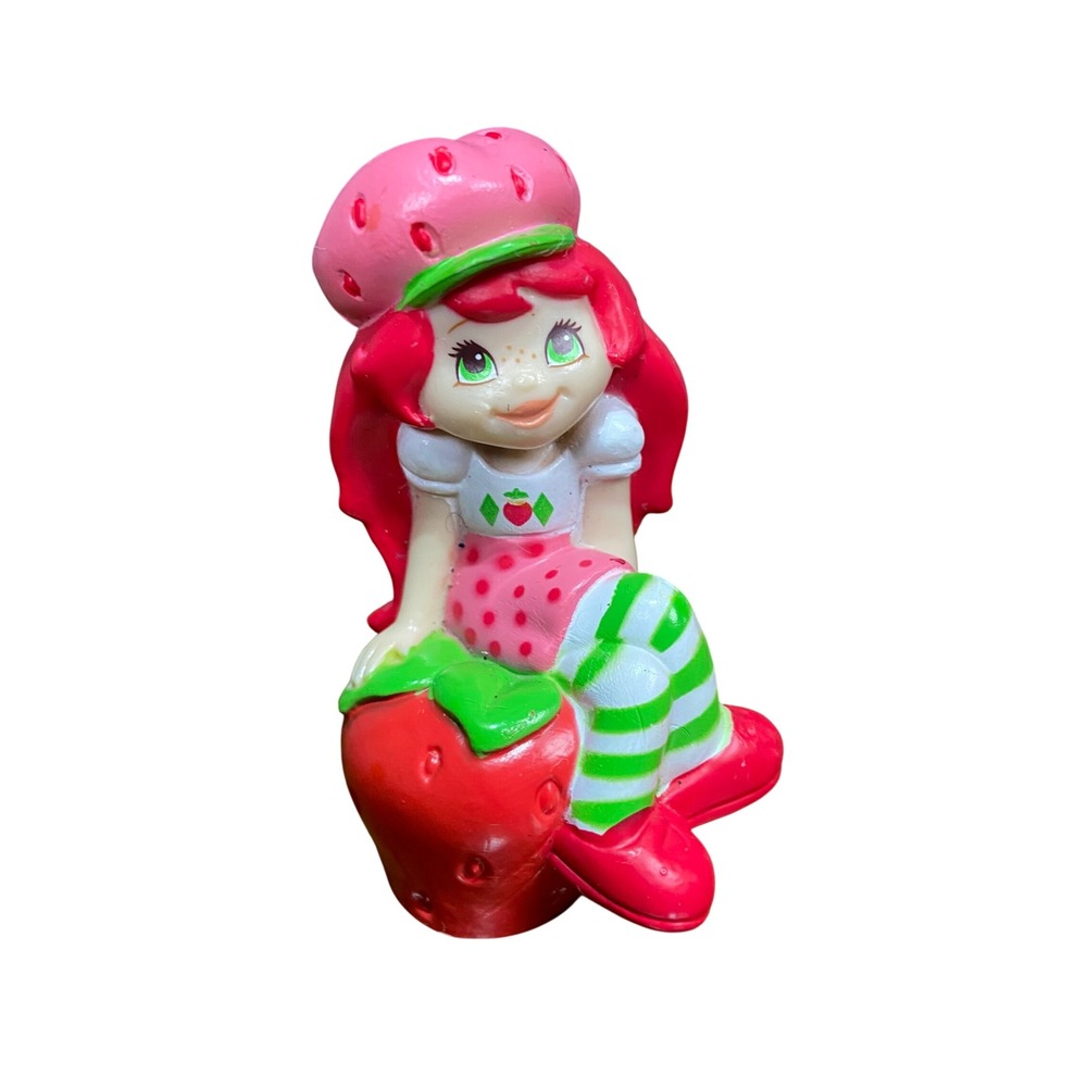 Strawberry Shortcake Mini Figurine 2008 Hasbro TOFC Collectible Toy Vintage Cute